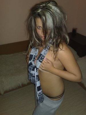 Courtney (28) in South Carolina | Casual Dating with Older Men