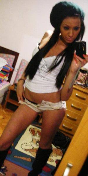 Meet Paloma (21) from New York | No-Strings Adult Dating