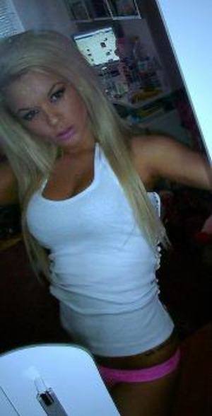 Meet Azaria (24) from Kansas | No-Strings Adult Dating