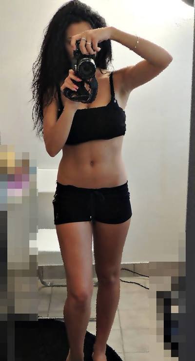 Meet Dixie (28) from Ontario | Local Dating Profile