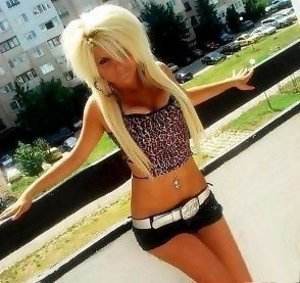 Adult dating profile photo of Madeline (29) in New York