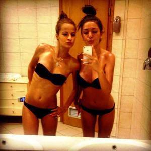 Melisa, 19 from Massachusetts | Local No-Strings Connection