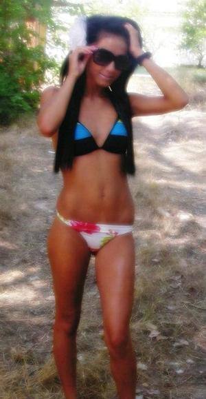 Carolyn (25) from Connecticut | Private Casual Meetup Profile