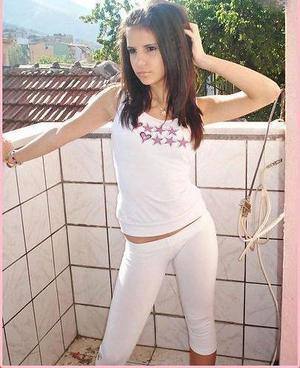 Madelyn, 20, Washington | Nearby Adult Singles