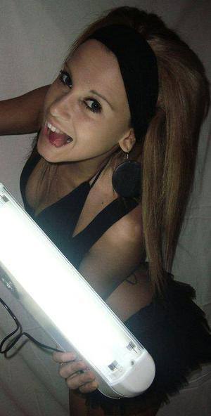 Chat with Janiyah (24) | Florida Local Women