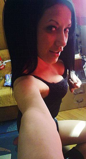 Lorraine (27) from New Jersey | Private Casual Meetup Profile