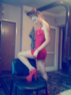 Carrie, age 18, profile photo from Florida