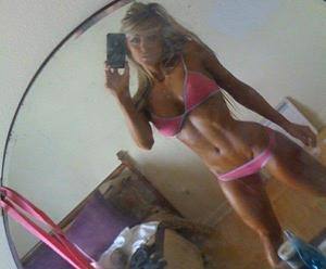 Molly (28) in Ontario | Local Adult Woman