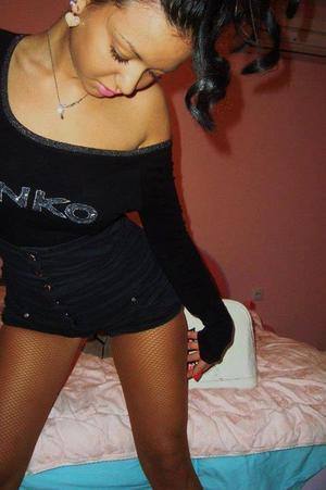 Chat with Makenzie (29) | New Jersey Local Women