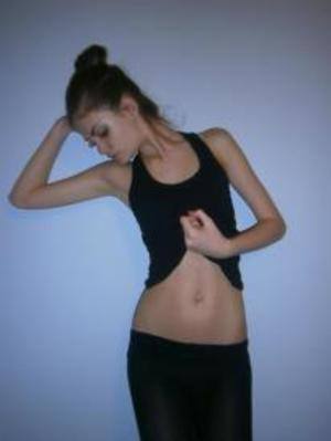 Elise, 26, Ontario | Nearby Adult Singles