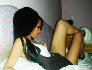 Dating profile image of Gillian, age 18, Bradenton, FL