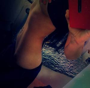 Harper, 21 from Missouri | Older Men and Younger Women Dating