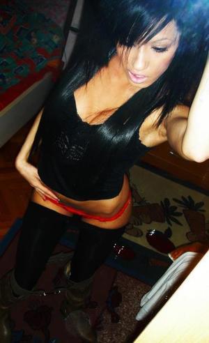 Leonida from  is looking for adult webcam chat