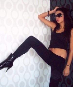 Deidre from Raisin City, California is looking for adult webcam chat