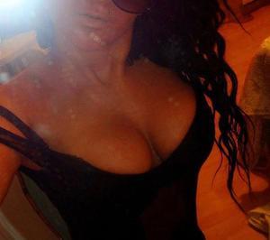 Bobbi from  is looking for adult webcam chat