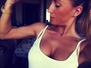 Leeann from Hazel, South Dakota is looking for adult webcam chat