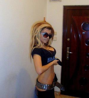 Gema from  is looking for adult webcam chat
