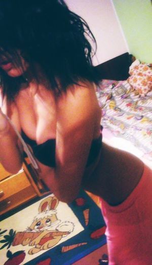 Jacklyn from Plains, Kansas is interested in nsa sex with a nice, young man