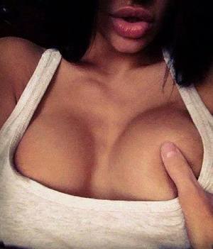Charla from Rainier, Oregon is looking for adult webcam chat
