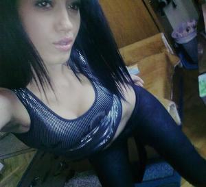 Catharine from Massachusetts is looking for adult webcam chat