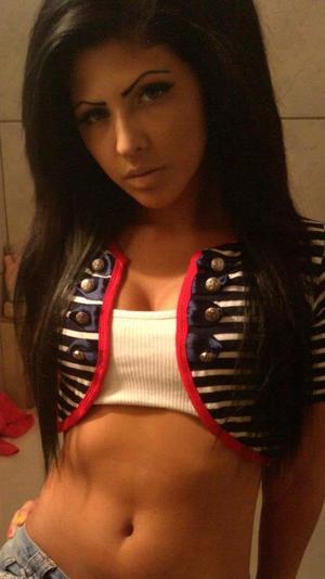 Tatiana from Alabama is looking for adult webcam chat