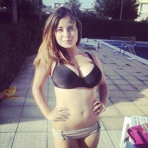 Tori from Hawaii is looking for adult webcam chat