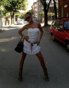 Alexandra from Ohio is interested in nsa sex with a nice, young man