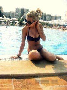 Sharon is a cheater looking for a guy like you!